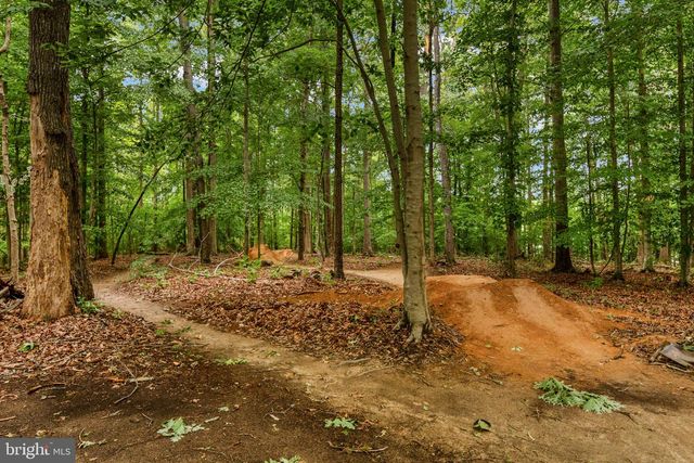 89 CHARTER GATE DR, Fredericksburg, VA 22406