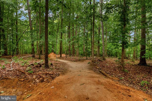 89 CHARTER GATE DR, Fredericksburg, VA 22406