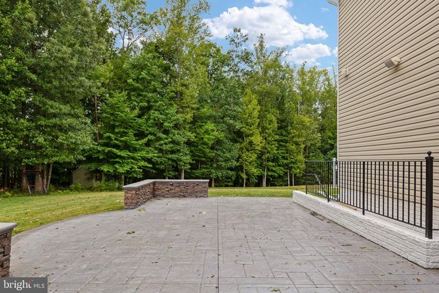 89 CHARTER GATE DR, Fredericksburg, VA 22406
