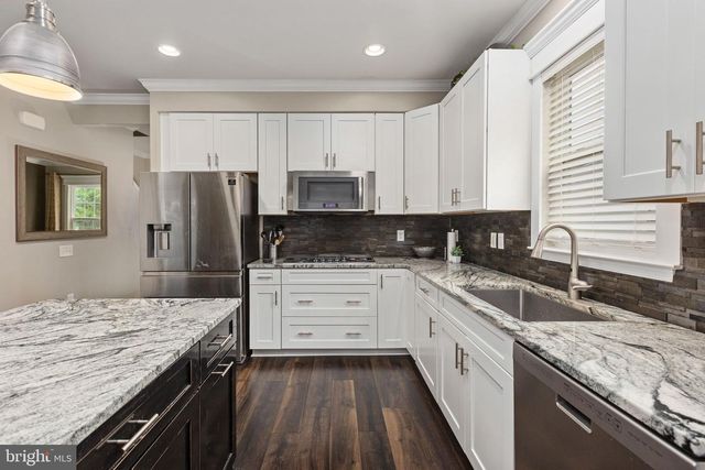 89 CHARTER GATE DR, Fredericksburg, VA 22406
