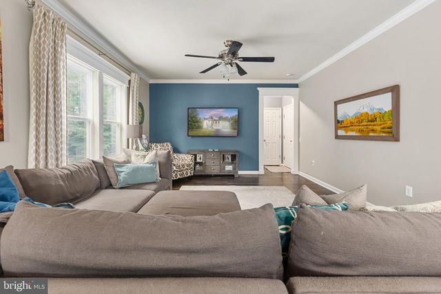 89 CHARTER GATE DR, Fredericksburg, VA 22406