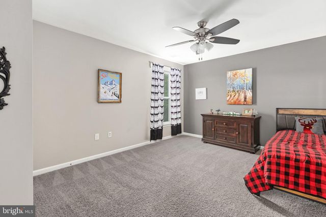 89 CHARTER GATE DR, Fredericksburg, VA 22406