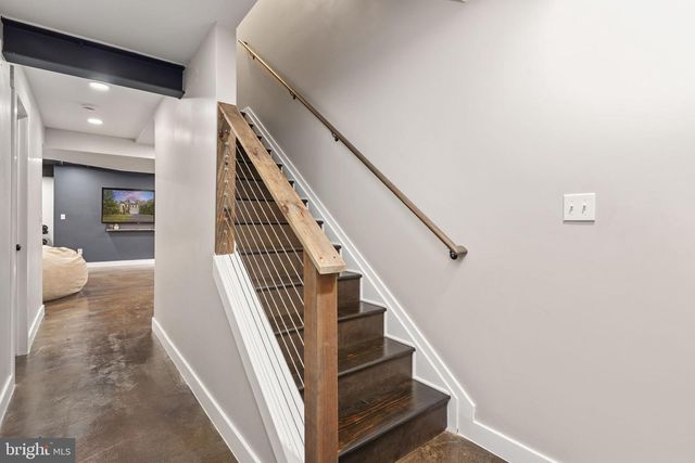89 CHARTER GATE DR, Fredericksburg, VA 22406