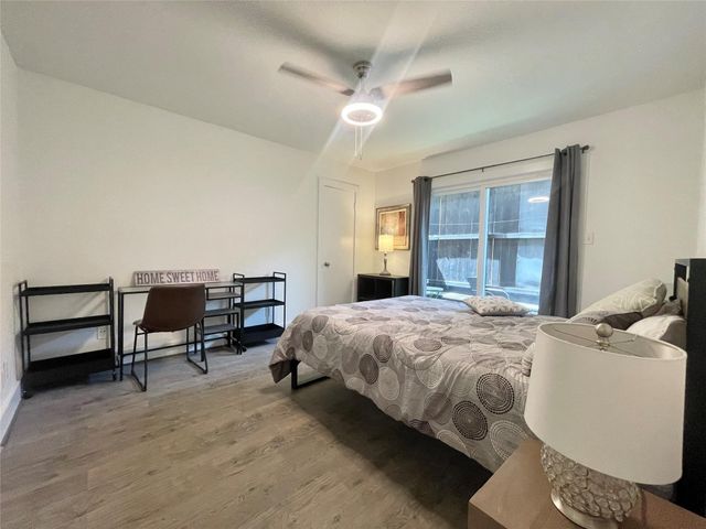 1801 Huldy St Street H8, Houston, TX 77019