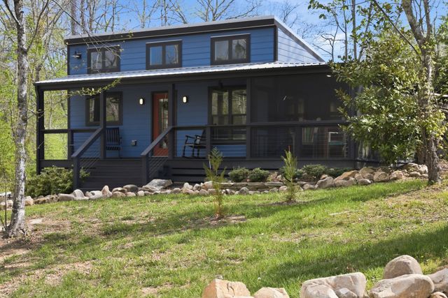 84 Lillypad Ln, Tracy City, TN 37387