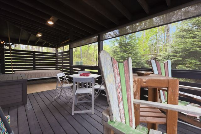 84 Lillypad Ln, Tracy City, TN 37387