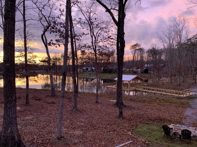 84 Lillypad Ln, Tracy City, TN 37387