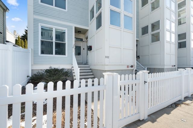 552 Dorchester Ave 552, Boston, MA 02127