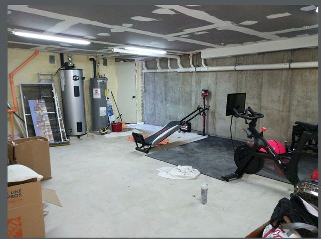 552 Dorchester Ave 552, Boston, MA 02127