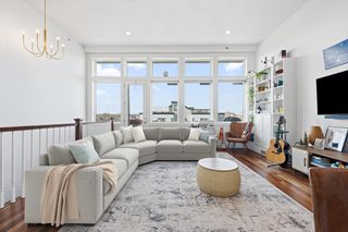 552 Dorchester Ave 552, Boston, MA 02127