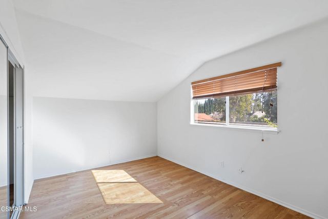 217 Smoke Tree Avenue, Oak Park, CA 91377