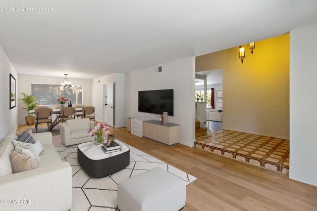 217 Smoke Tree Avenue, Oak Park, CA 91377