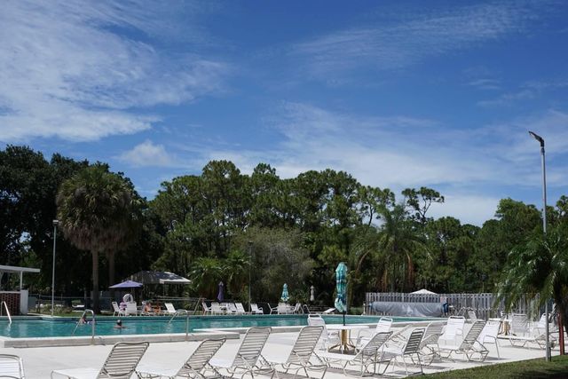 41 Montilla Way, Port St. Lucie, Port St Lucie, FL 34952