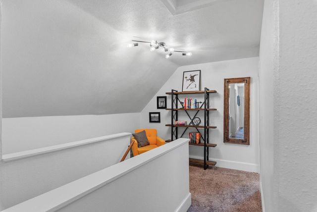542 E Potter AVENUE, Milwaukee, WI 53207