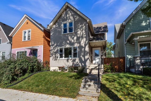 542 E Potter AVENUE, Milwaukee, WI 53207
