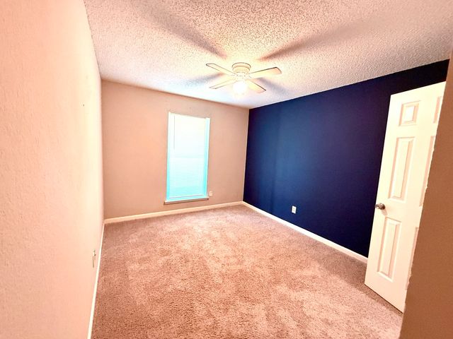 2661 Berkshire Lane, Grand Prairie, TX 75052