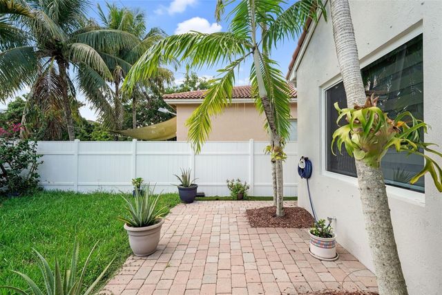 4122 NE 22nd Street, Homestead, FL 33033