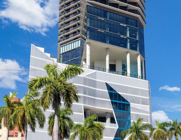 398 NE 5th St 2410, Miami, FL 33132