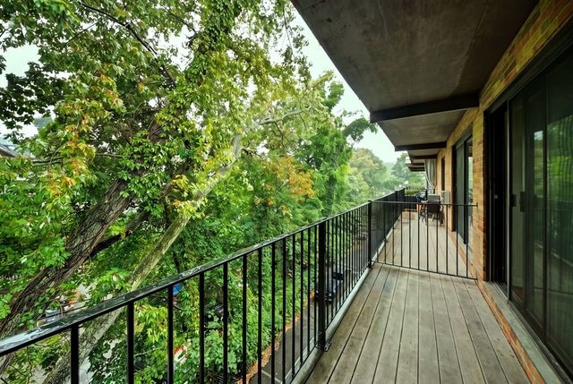 10 Coffey St 25, Boston, MA 02122