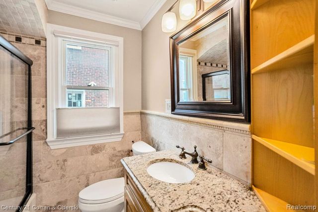 22510 Cherry Hill Street, Dearborn, MI 48124