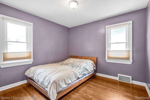 22510 Cherry Hill Street, Dearborn, MI 48124