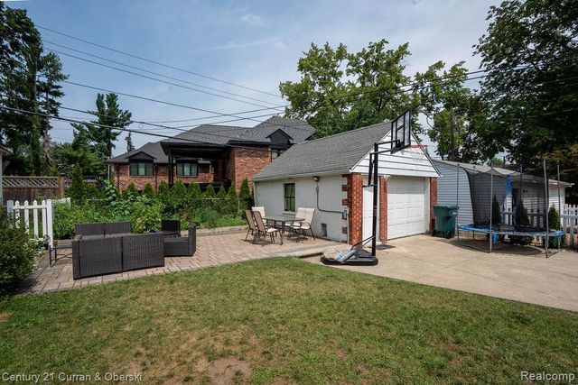 22510 Cherry Hill Street, Dearborn, MI 48124