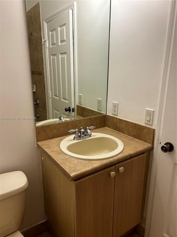 4906 SW 141st Ave 4, Miramar, FL 33027