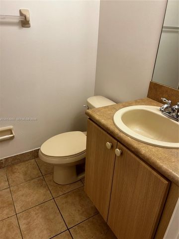 4906 SW 141st Ave 4, Miramar, FL 33027