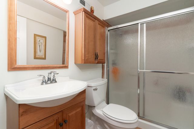 818 Horseshoe Lane, Florence, KY 41042