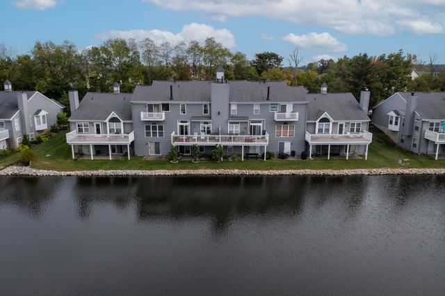 818 Horseshoe Lane, Florence, KY 41042