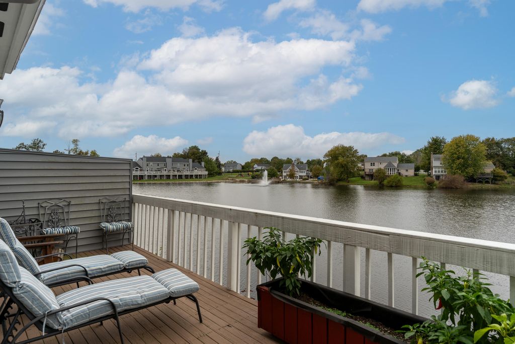 818 Horseshoe Lane, Florence, KY 41042