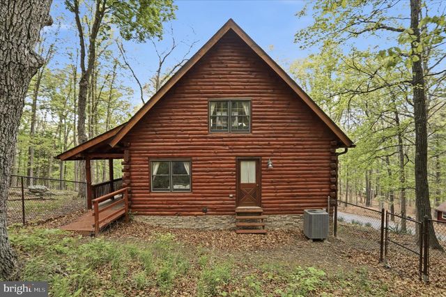 355 HEMLOCK CT, Paw Paw, WV 25434