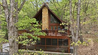 355 HEMLOCK CT, Paw Paw, WV 25434