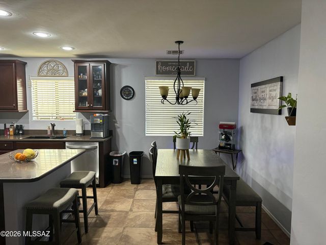 1822 W Oviedo Court, Tucson, AZ 85746