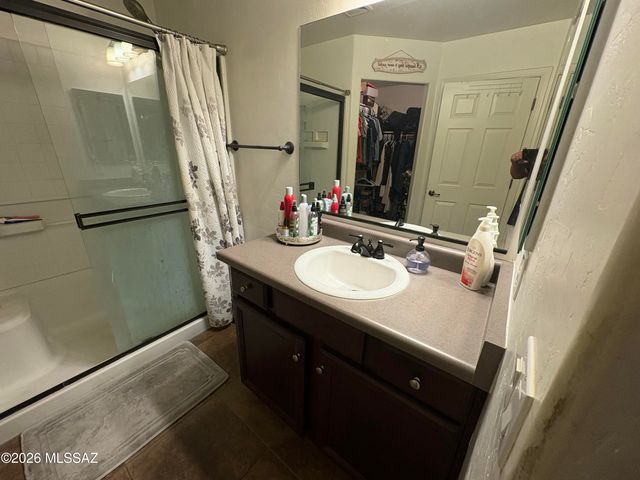 1822 W Oviedo Court, Tucson, AZ 85746