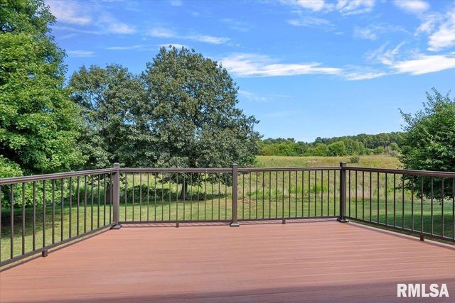 10699 OGDEN Street, Petersburg, IL 62675