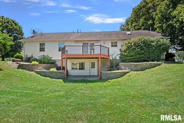 10699 OGDEN Street, Petersburg, IL 62675