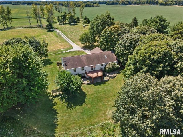 10699 OGDEN Street, Petersburg, IL 62675