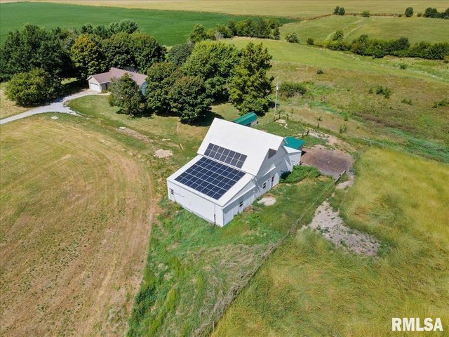 10699 OGDEN Street, Petersburg, IL 62675