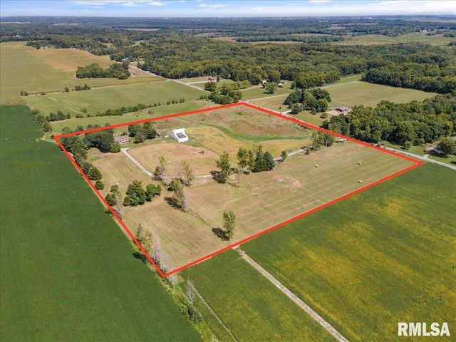 10699 OGDEN Street, Petersburg, IL 62675