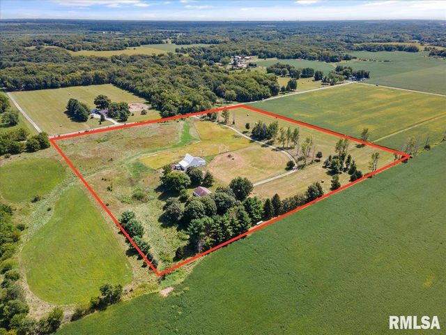 10699 OGDEN Street, Petersburg, IL 62675