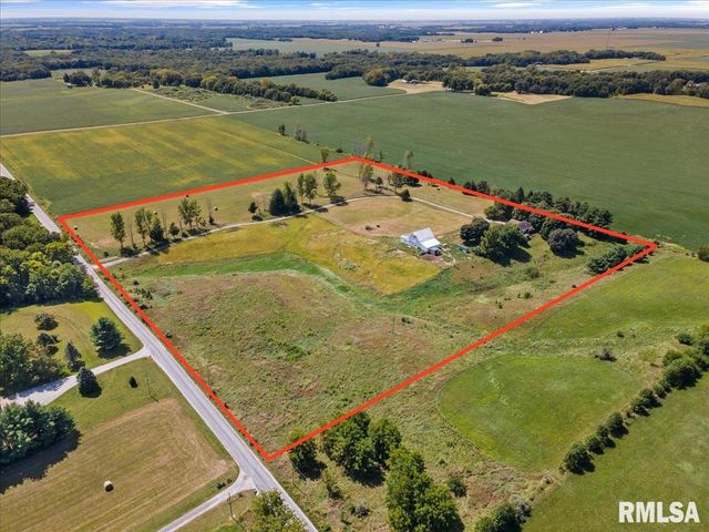 10699 OGDEN Street, Petersburg, IL 62675