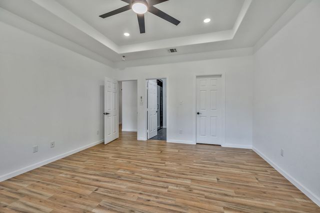 2617 Hillside Drive, Granbury, TX 76048