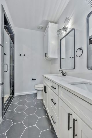 2617 Hillside Drive, Granbury, TX 76048