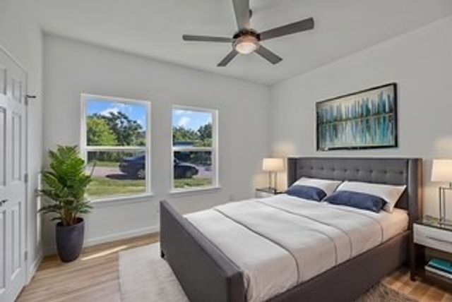 2617 Hillside Drive, Granbury, TX 76048