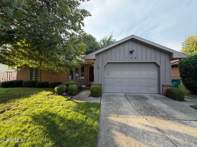 108 Homestead Drive, Rossford, OH 43460
