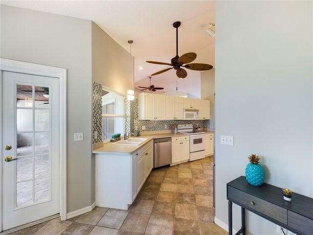 135 Bristol Street, Sebastian, FL 32958