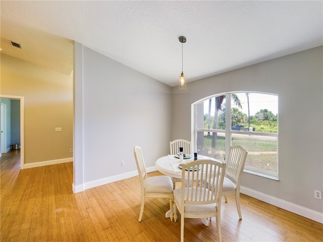 135 Bristol Street, Sebastian, FL 32958