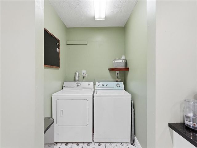 3921 Winterburn Avenue, Greenfield, PA 15207