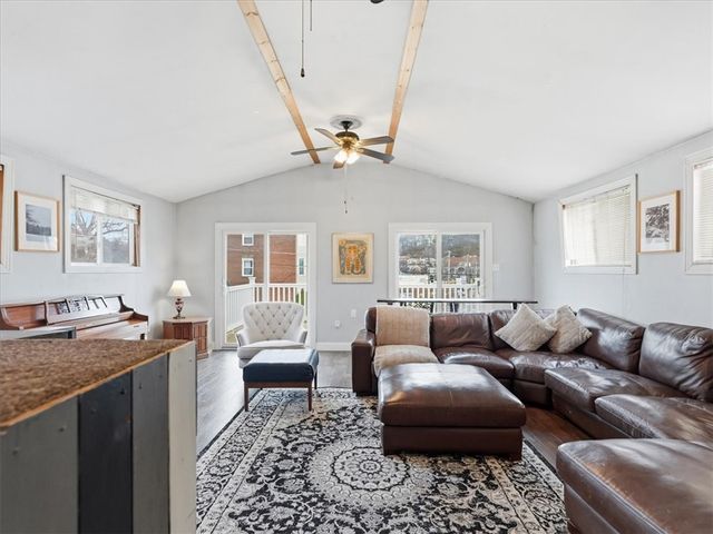 3921 Winterburn Avenue, Greenfield, PA 15207